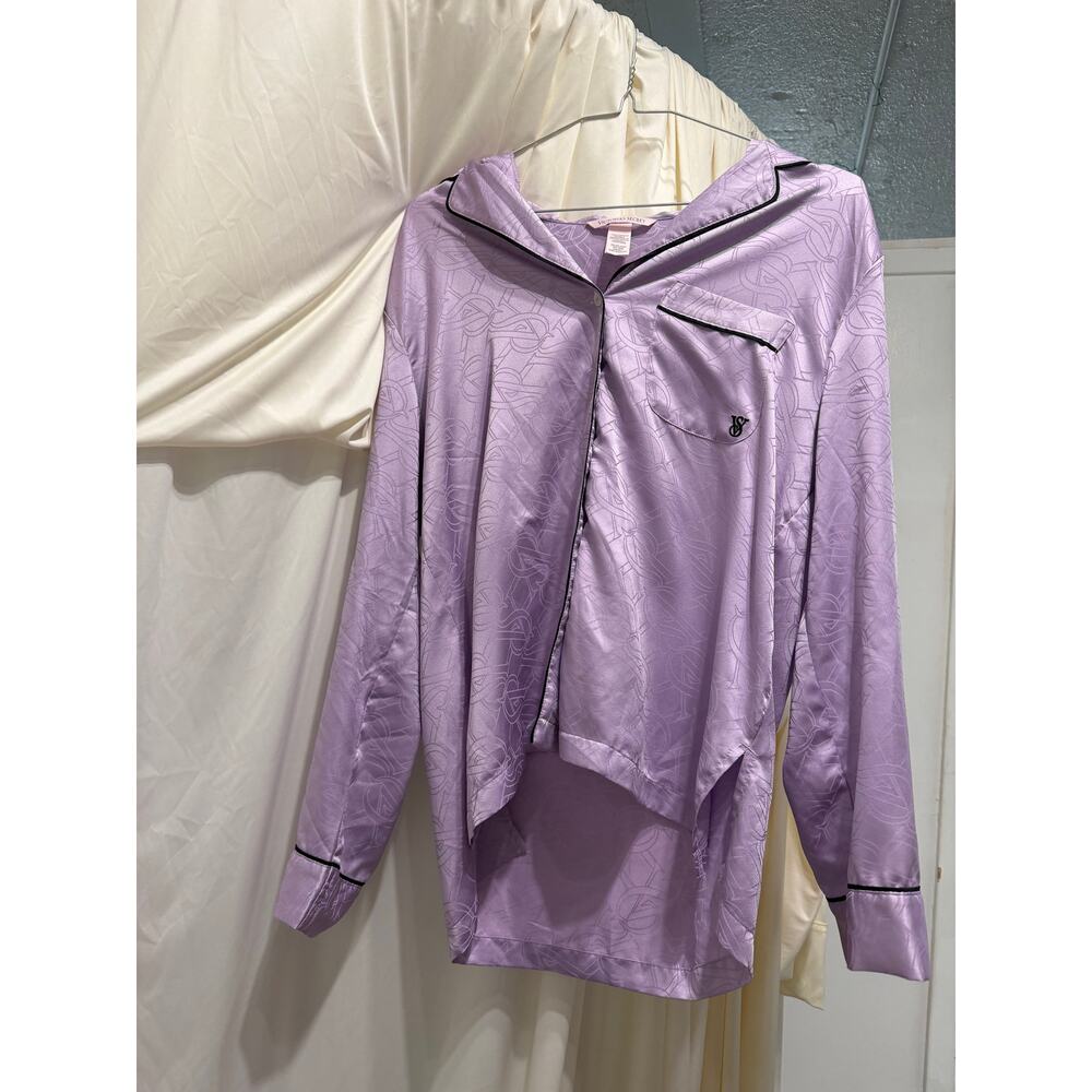 Victoria’s Secret Unicorn Purple Satin Button-Up Pajama Top Sleepwear Size XS - Picture 4 of 4